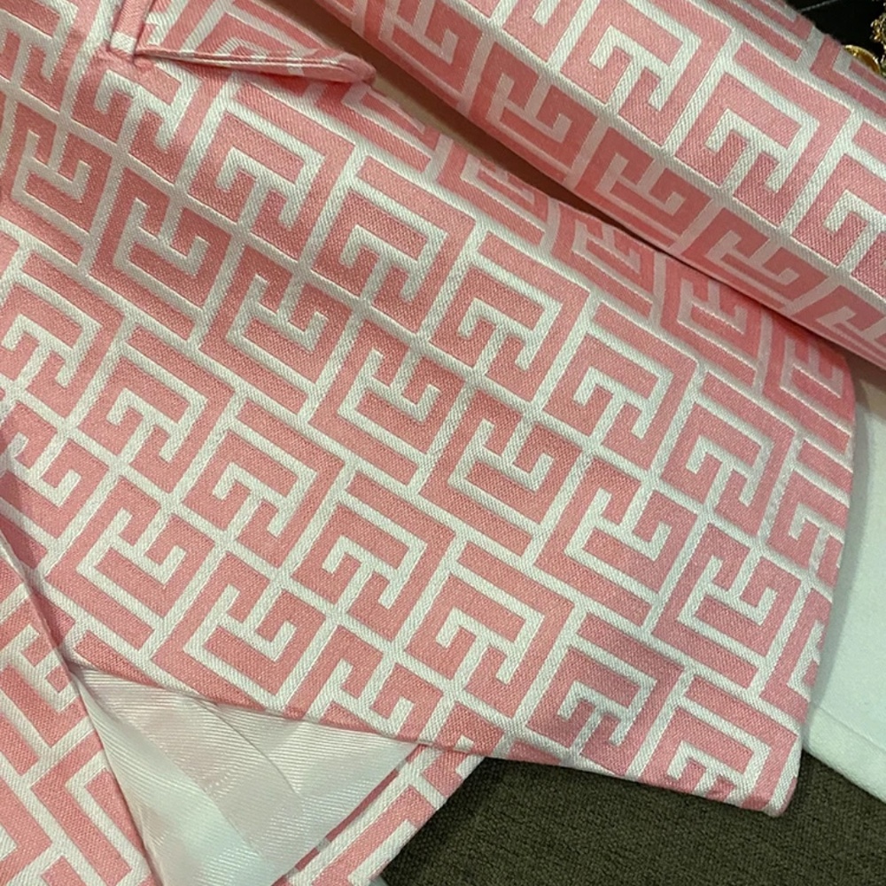 Pink Patterned Double-Breasted Blazer - Picture 5 of 7
